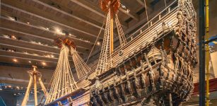 DNA Reveals - One Of Sunken Warship Vasa's Crewmen Was A Woman