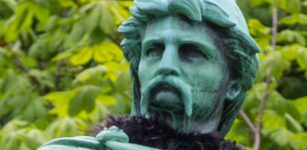 Rollo: Viking Sea Lord, Chieftain, Lone Wolf And The First Ruler Of Normandy