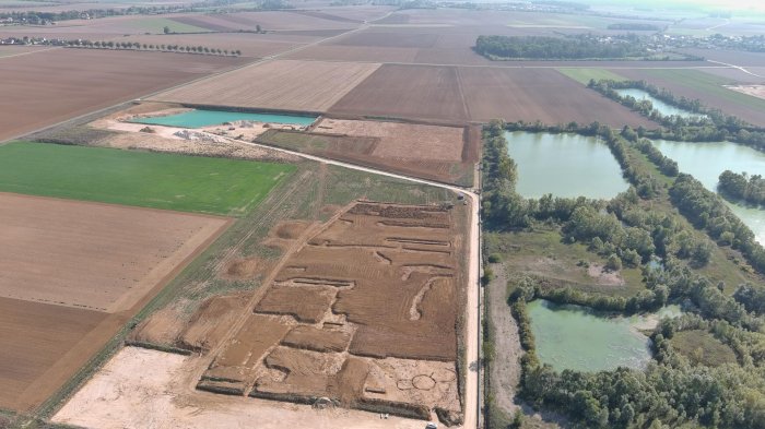 Mysterious Circular Neolithic Structure Used For Unknown Purpose Found In Marliens, France