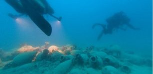 2,000-Year-Old Completely Preserved Shipwreck With Amphorae Found Near Šćedar Island