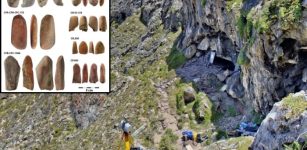 South Africa 's Blombos Cave: Ochre Was A Tool For Stone Toolmaking During The Middle Stone Age