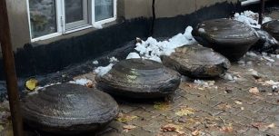 What Are The Unusual Giant Spherical Stones Discovered In Eastern Türkiye?