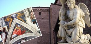 Mystery Of The Secret Inaccessible Chamber Filled With Renaissance Treasures Deliberately Hidden From The Outside World Investigated