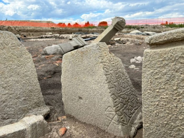 The Ancient World Of The Veneti People: Rare Inscriptions And A Large Pre-Roman Sanctuary Unearthed In Ponso, Italy