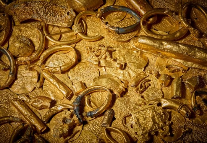 Three-Decade Mystery Of 17th-Century Shipwreck Dom van Keulen With 400 Gold Coins Finally Solved
