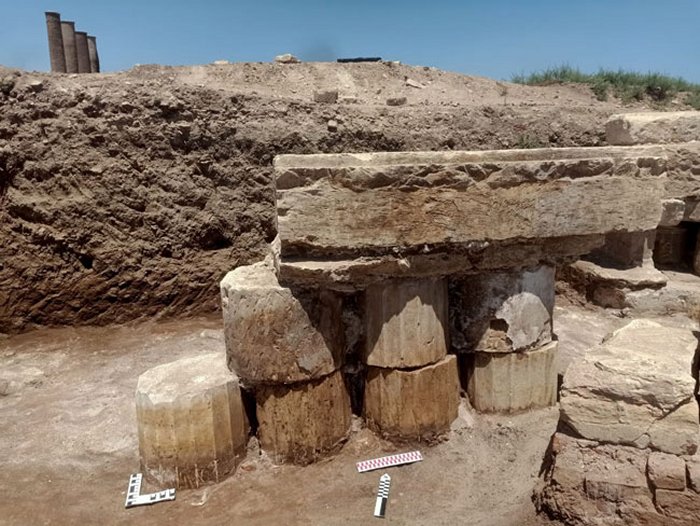 Discoveries At Herakleopolis Magna: Rare Marble Aphrodite Head And Inscriptions Connected To Senusret III