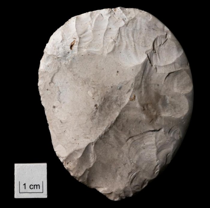 5,000-Year-Old 'Prototype' For Stonehenge Solar Alignment Discovered