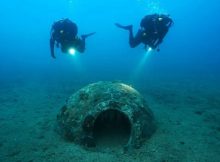 Giant Ancient Roman Dolium And Possible Shipwreck Found On The Seabed Near Elba Island