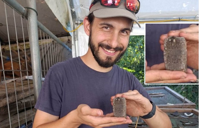 Another Mysterious 4,000-Year-Old Undeciphered Tablet Found At The Lucone Site, Italy