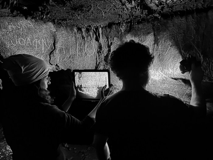 120 Ancient Inscriptions Honoring The Mysterious Goddess 'The Lady' Found In A Valencia Cave