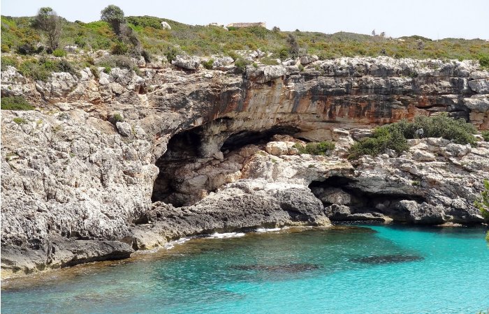 Archaeologists Uncover Largest Collection Of Roman Cave Inscriptions, Revealing Ancient Women's Cult Archaeologists Uncover Largest Collection Of Roman Cave Inscriptions, Revealing Ancient Women's Cult